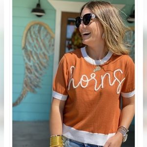Queen of Sparkles “Horns” burnt orange sweater Texas Longhorns 🤘🐂🐮 large